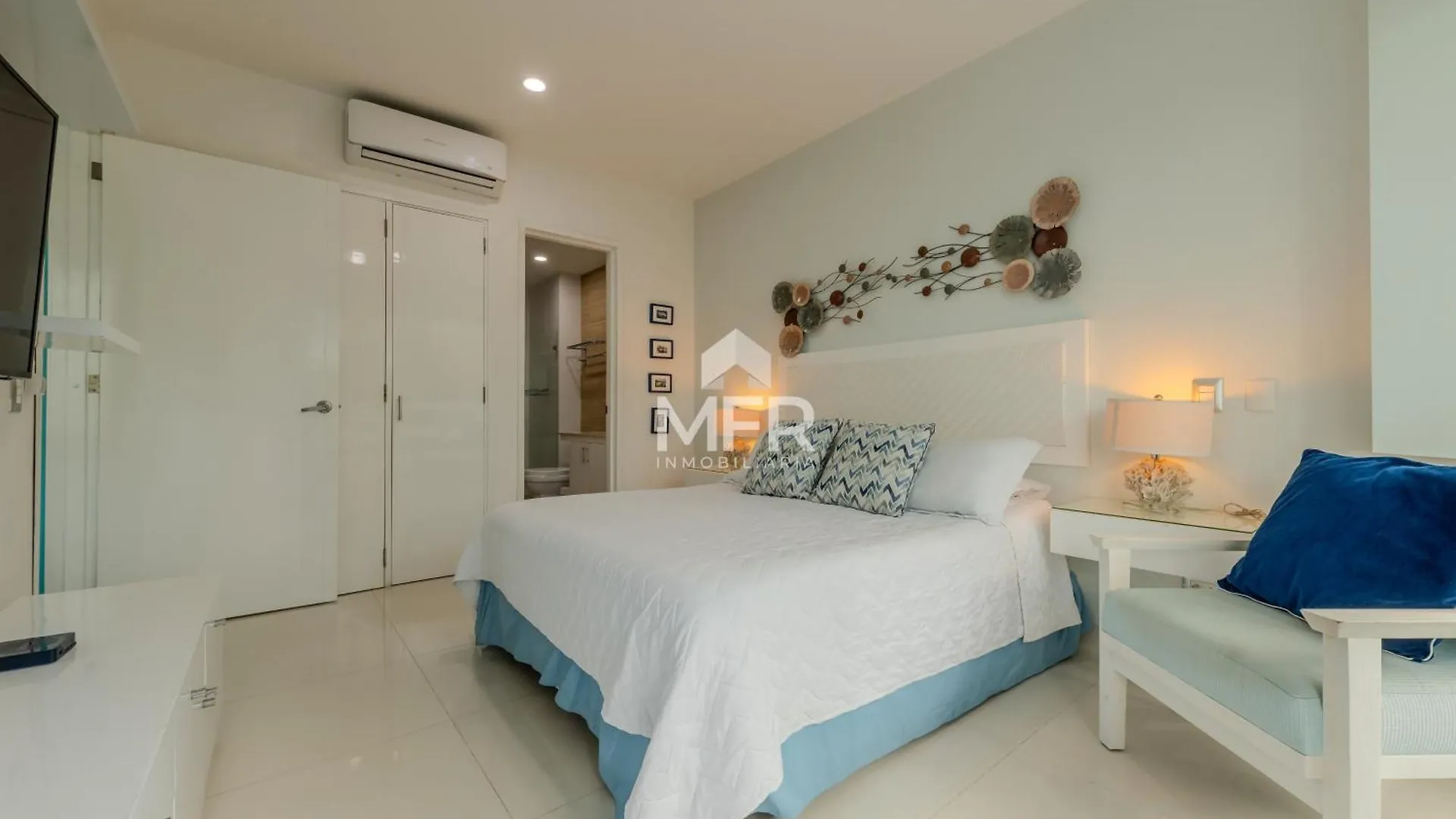 Apartment Luxury Beachfront Condo Edificio Morros 3 By Inmobiliaria Mfr Cartagena Colombia